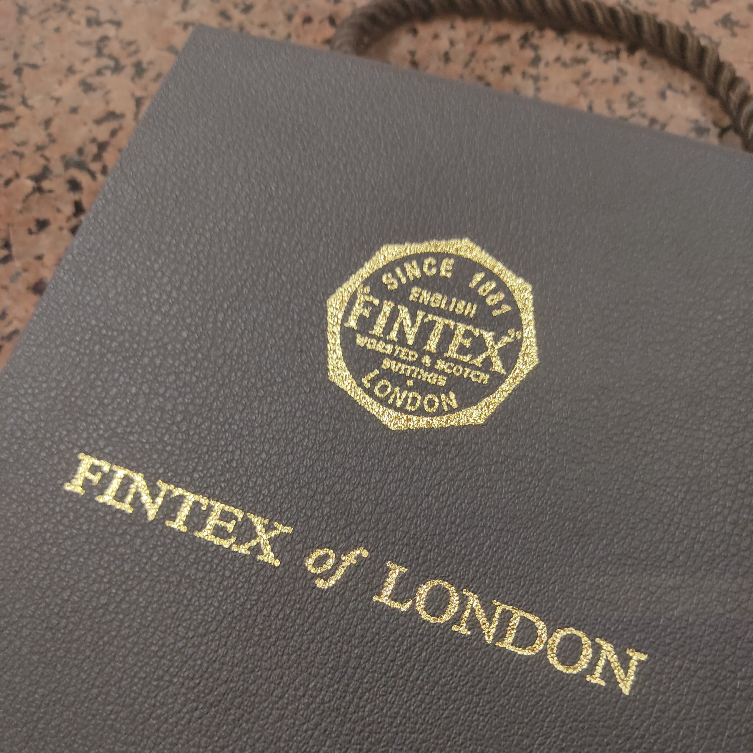FINTEX of LONDON（フィンテックス）』本物志向の人がオーダーする 