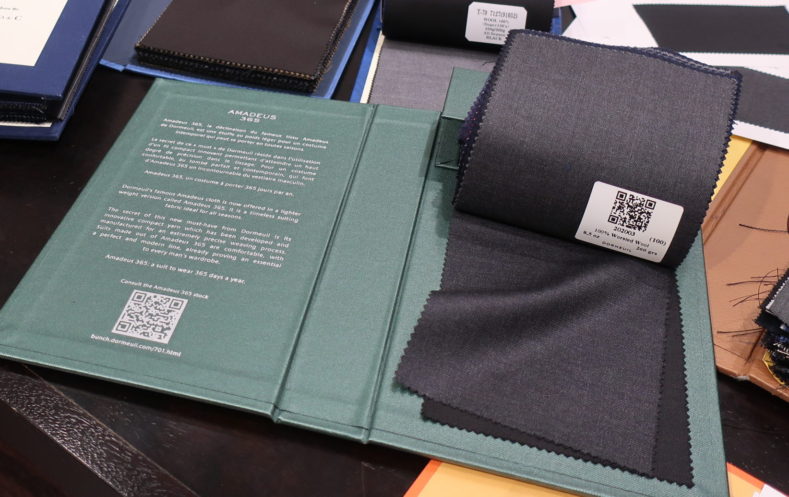 fabric bunchbook 2 scaled e1619241702394 789x497 - 大阪・梅田で高品質かつおしゃれなオーダースーツが作れるらしい！